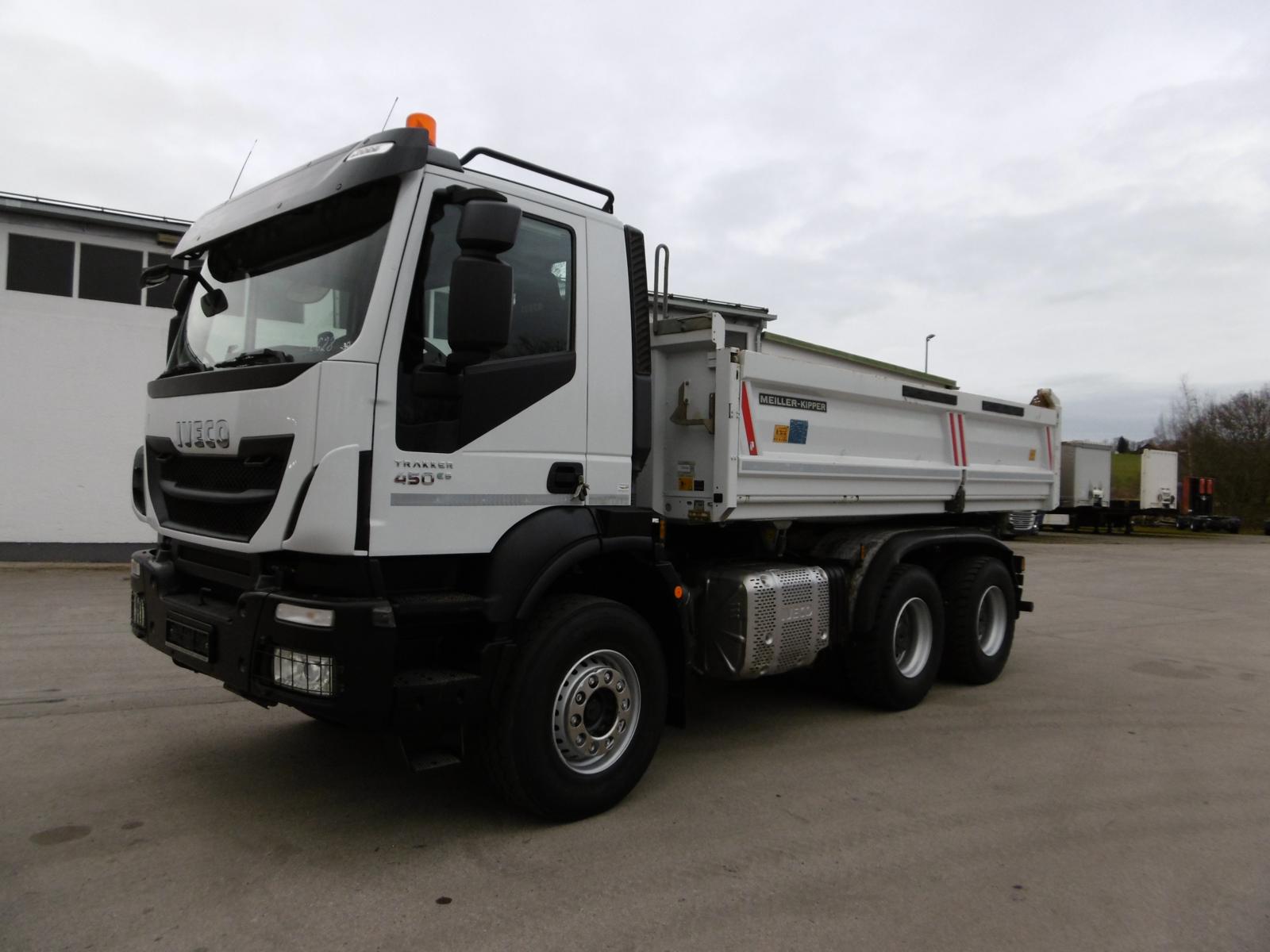 2016 Iveco 450 Trakker Meiller 6x4